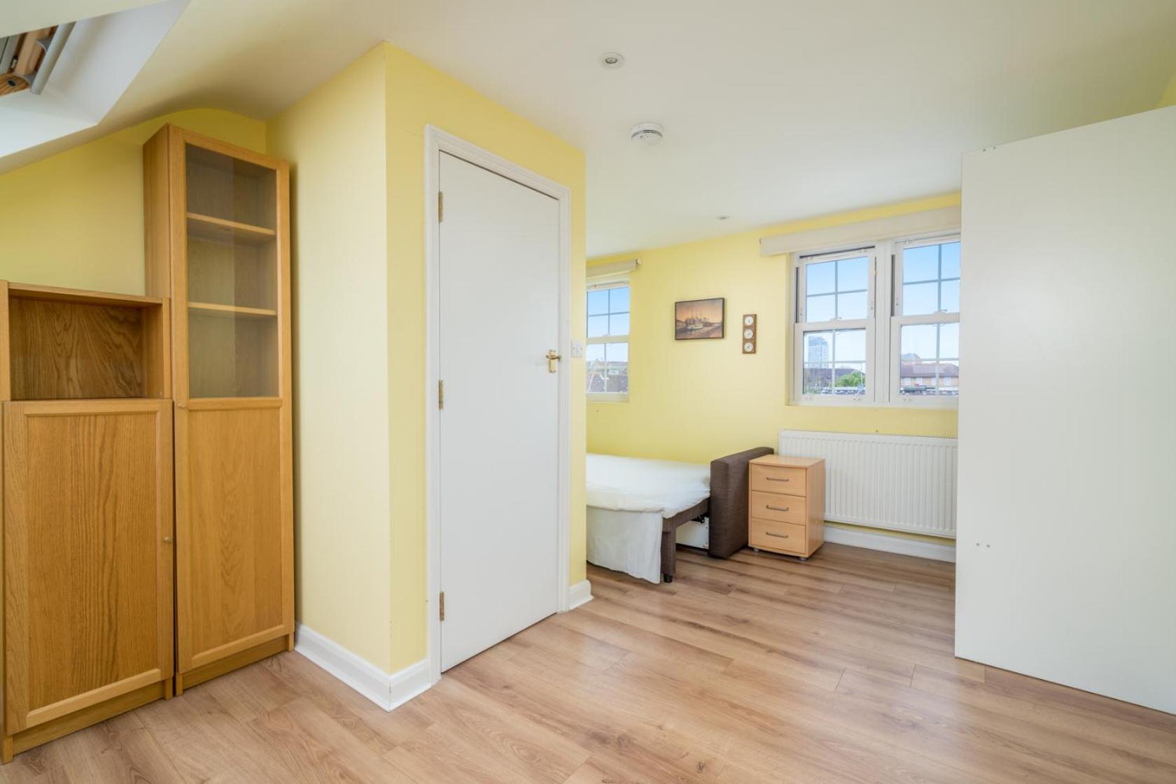 Urban Escape - Spacious 3-bedroom Close To Canary Wharf Casa vacanze