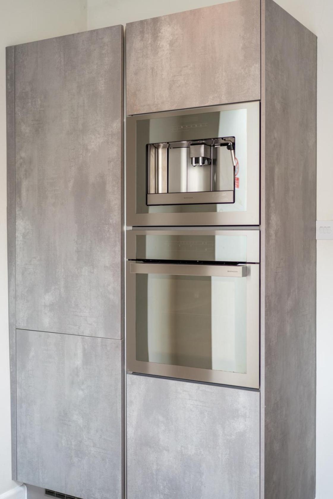 Urban Escape - Spacious 3-bedroom Close To Canary Wharf *